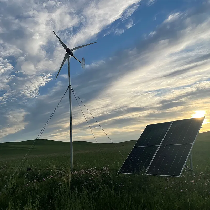 Ветро-солнечная гибридная энергосистема уровня 2 кВт