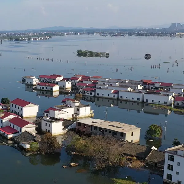 Аварийно-спасательная машина для наводнений большой производительности