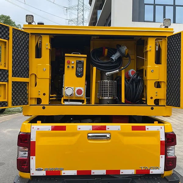 Дренажный насос на прицепе