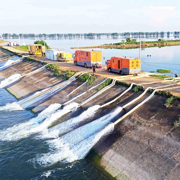 Наводнение в Цзянси, Цзюцзян: разрушение дамб для отвода воды