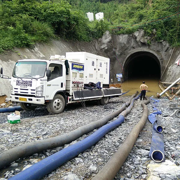 При дожде в тоннеле Яншань произошло обрушение земли; вода была откачана