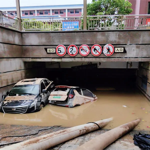 Прицеп для дренажного насоса и защиты от наводнений