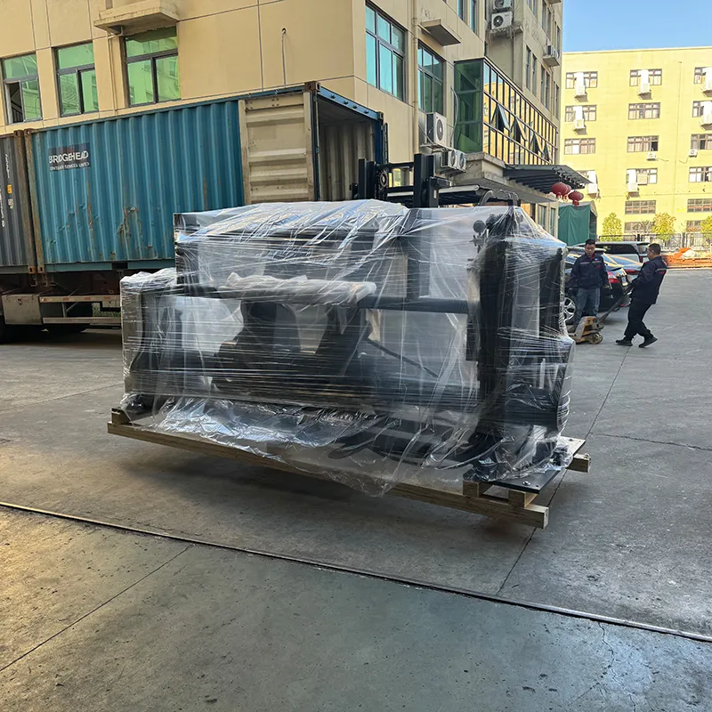 ООО Вэньчжоу Фэнмин Машиностроение – 1300-сантиметровая четырёхцветная печатная машина для рулонной печати успешно отправлена в Корею, обеспечивая возможности высокопроизводительного упаковочного сектора