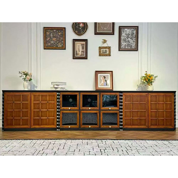 Научно-исследовательский центр компании Ganzhou Xinrongda Furniture Co., Ltd. представляет новые продукты: несколько комплектов мебели из натурального массива дерева, изготовленных на заказ