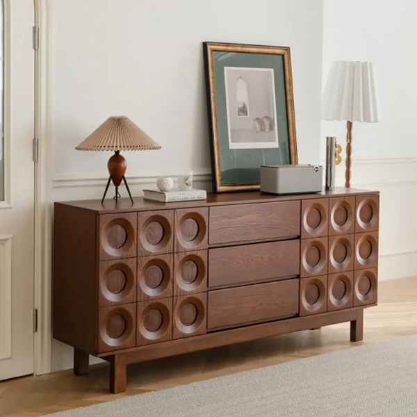 Выпущен новый минималистичный шкаф для хранения вещей Ganzhou Xinrongda Furniture, который меняет домашнее пространство благодаря оригинальному дизайну.