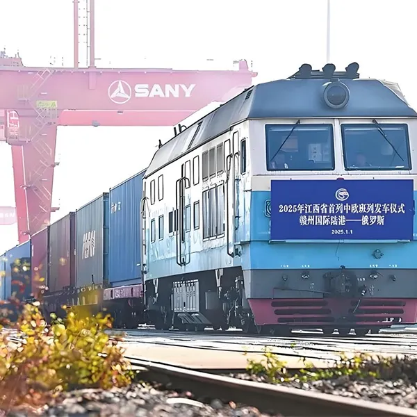 Выход на мировой рынок | Заказы на сумму более 5 миллиардов юаней! Мебель из Наньчана соединяет мир