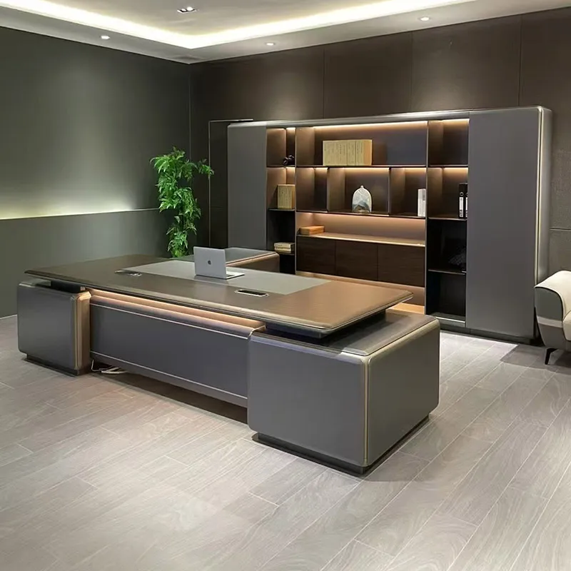 Витрина в гостиной: не просто мебель, а главный акцент