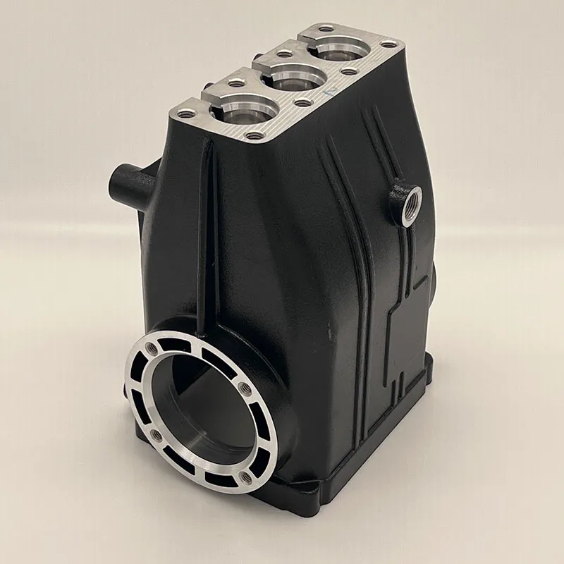 Картер двигателя