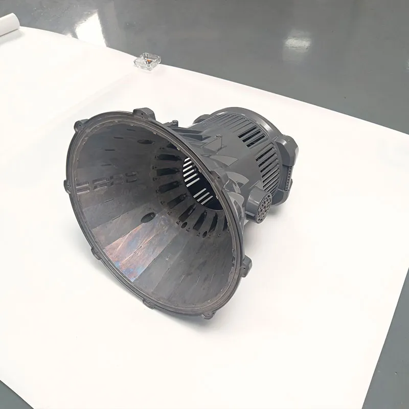 Корпус радиатора для освещения спортивных сооружений