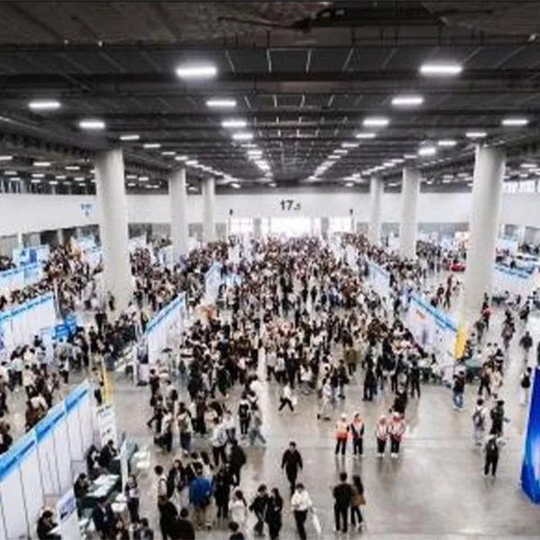 Кантонская ярмарка прошла блестяще, а технический обмен и расширение рынка привлекли внимание.