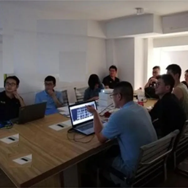 Техническая поддержка от команды R&D! Технология Панцзин Чжишен решает проблемы добычи нефти на месторождениях с помощью профессиональных знаний.