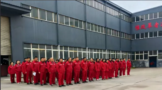 ( Фото: Совещание персонала )