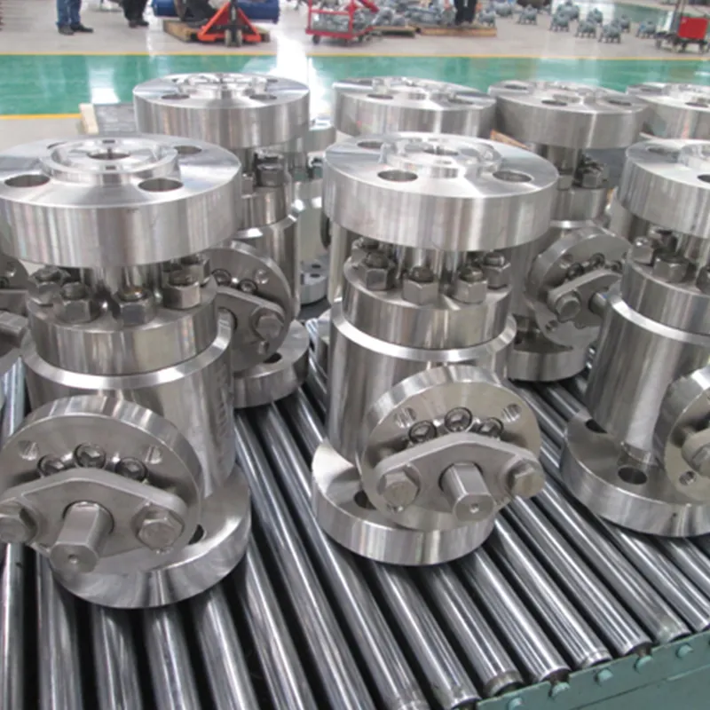 Шаровой кран плавающего типа с мягким уплотнением