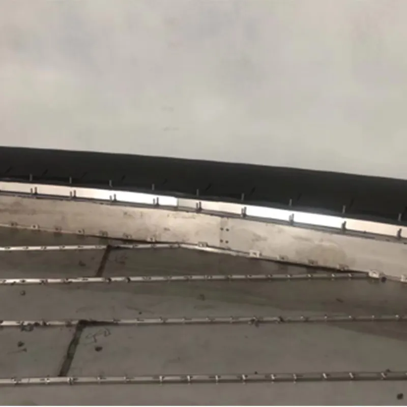 Вторичное скребковое уплотнение язычкового типа