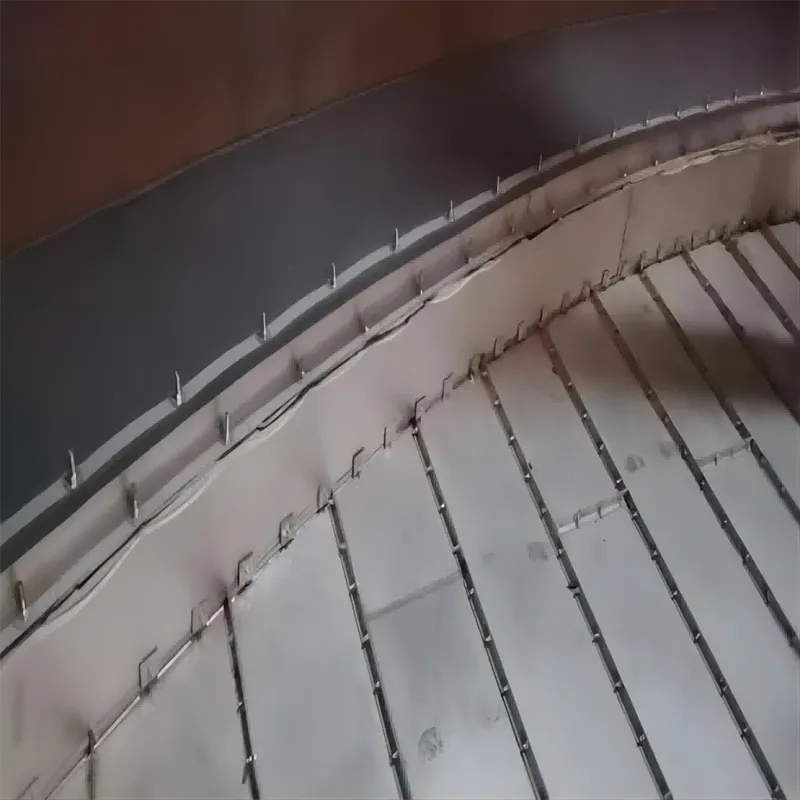 Вторичное скребковое уплотнение язычкового типа