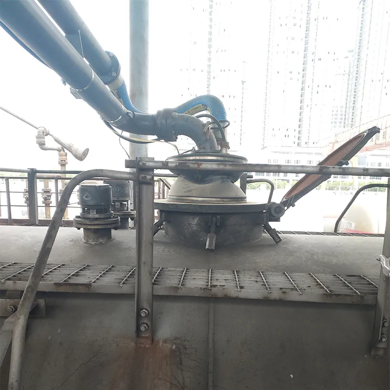 Пневматическая промышленная труба в форме шеи журавля