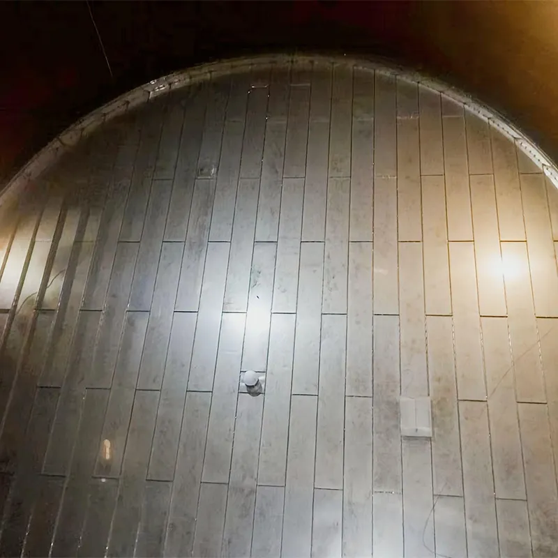 Полностью поддерживаемая плавающая крыша из нержавеющей стали