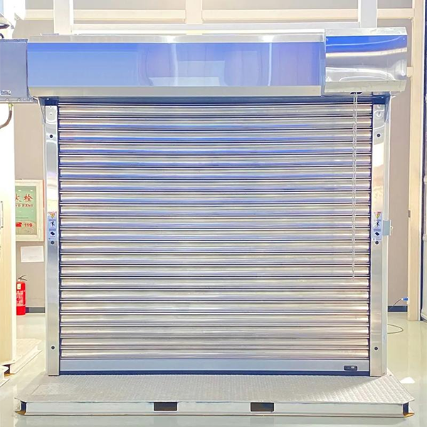 Двухрядные двухсекционные противопожарные роллетные ворота из неорганической ткани