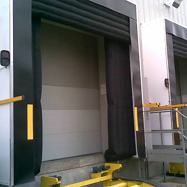 Надувной уплотнитель для дока