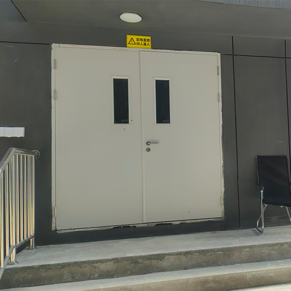 Стальная дверь