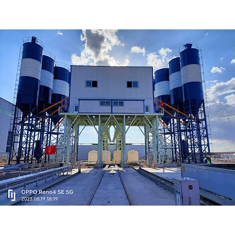 Бетоносмесительный узел с вертикальным валом