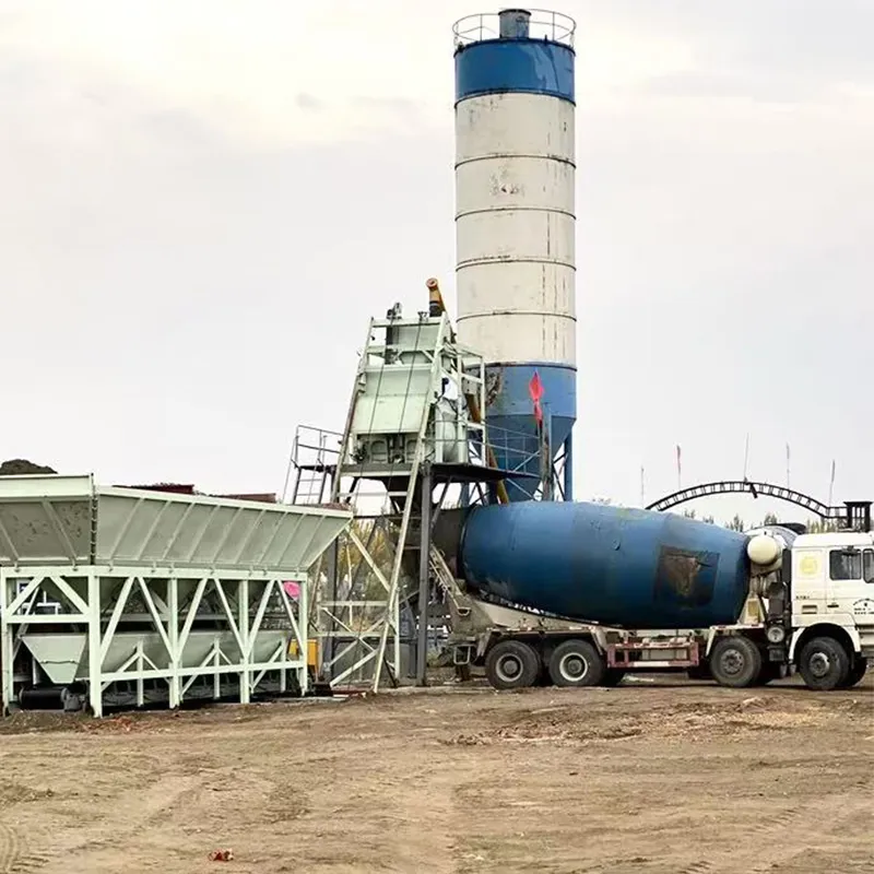 Бетоносмесительный узел с ковшовым подъёмником