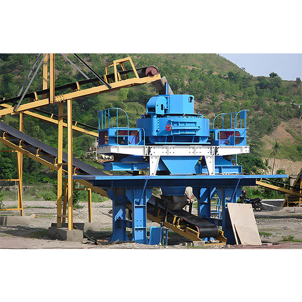 Вертикальная ударная дробилка