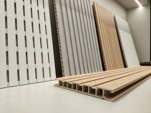Линия по экструзионному производству профилей из ПВХ для стеновых панелей 10152 (1)