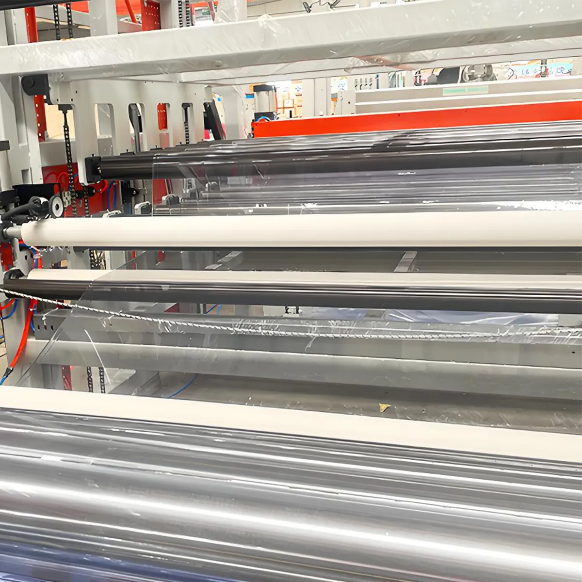 Экструзионная линия для прозрачных и жёстких ПВХ-пленок\листов