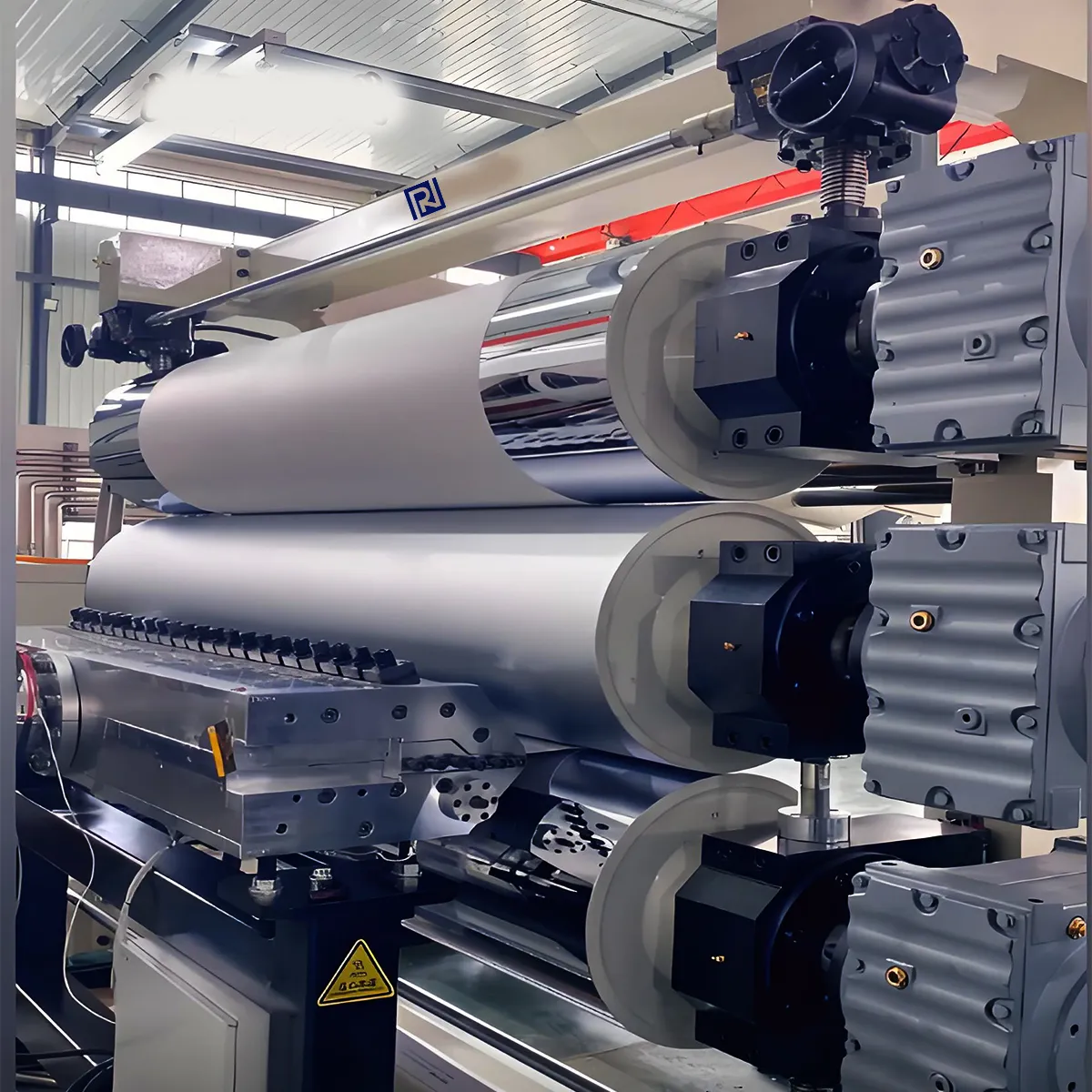 Экструзионная линия для прозрачных и жёстких ПВХ-пленок\листов