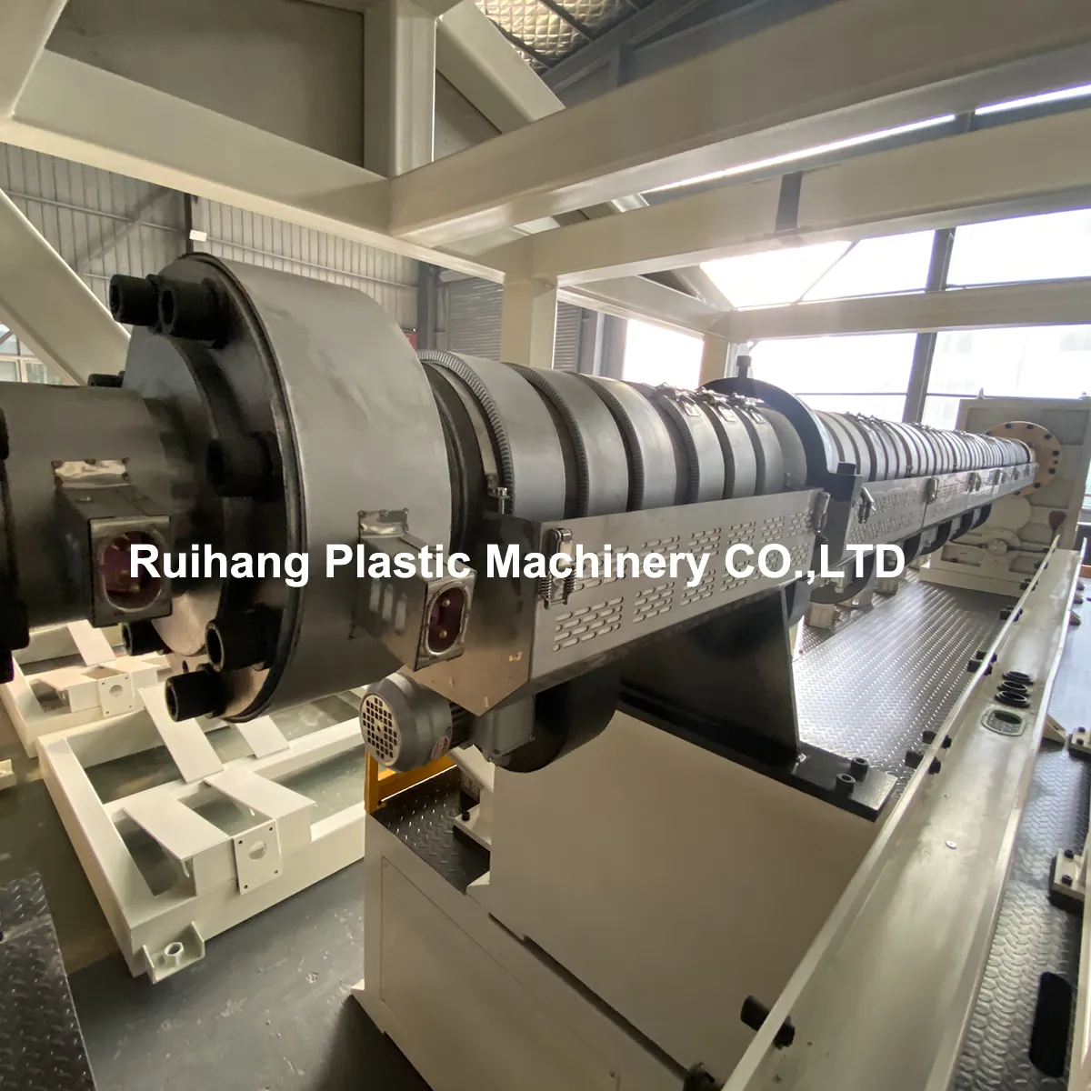 Экструзионная Линия для производства PE V-lock анкерных листов