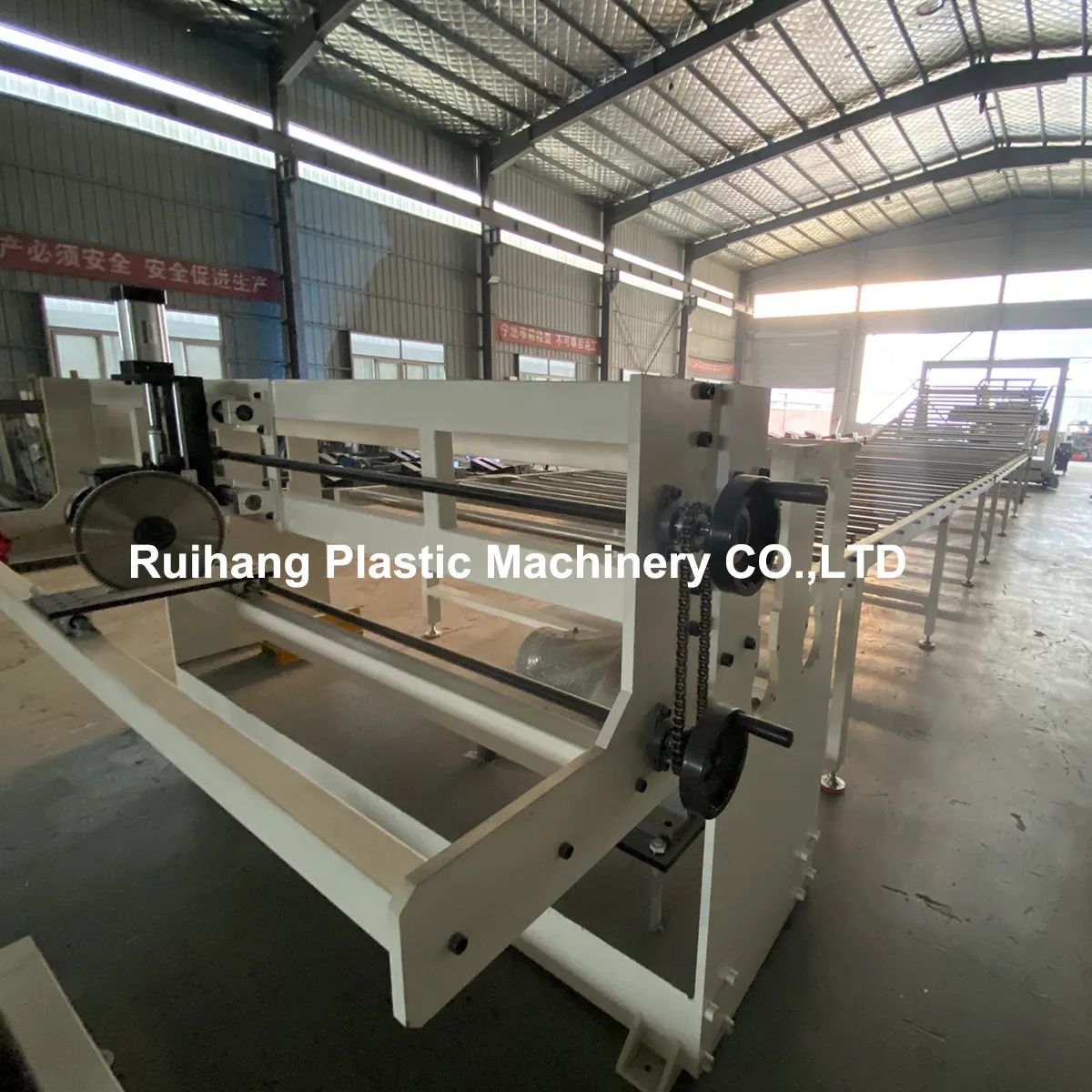 Экструзионная Линия для производства PE V-lock анкерных листов