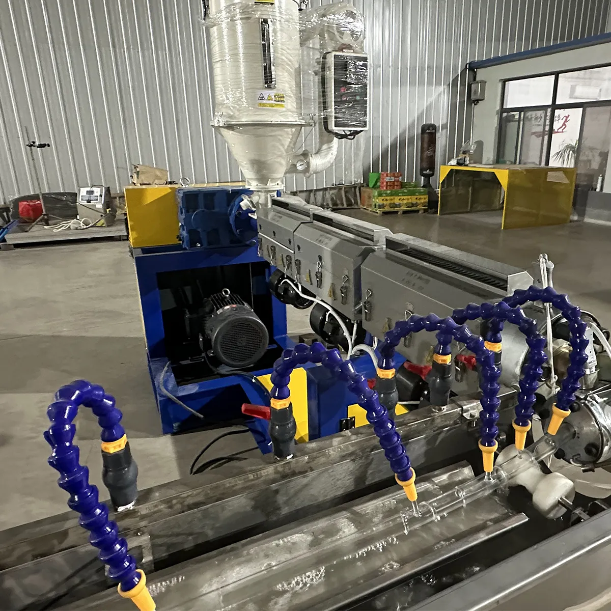 Экструзионная Линия по производству ПВХ шлангов армированных волокном