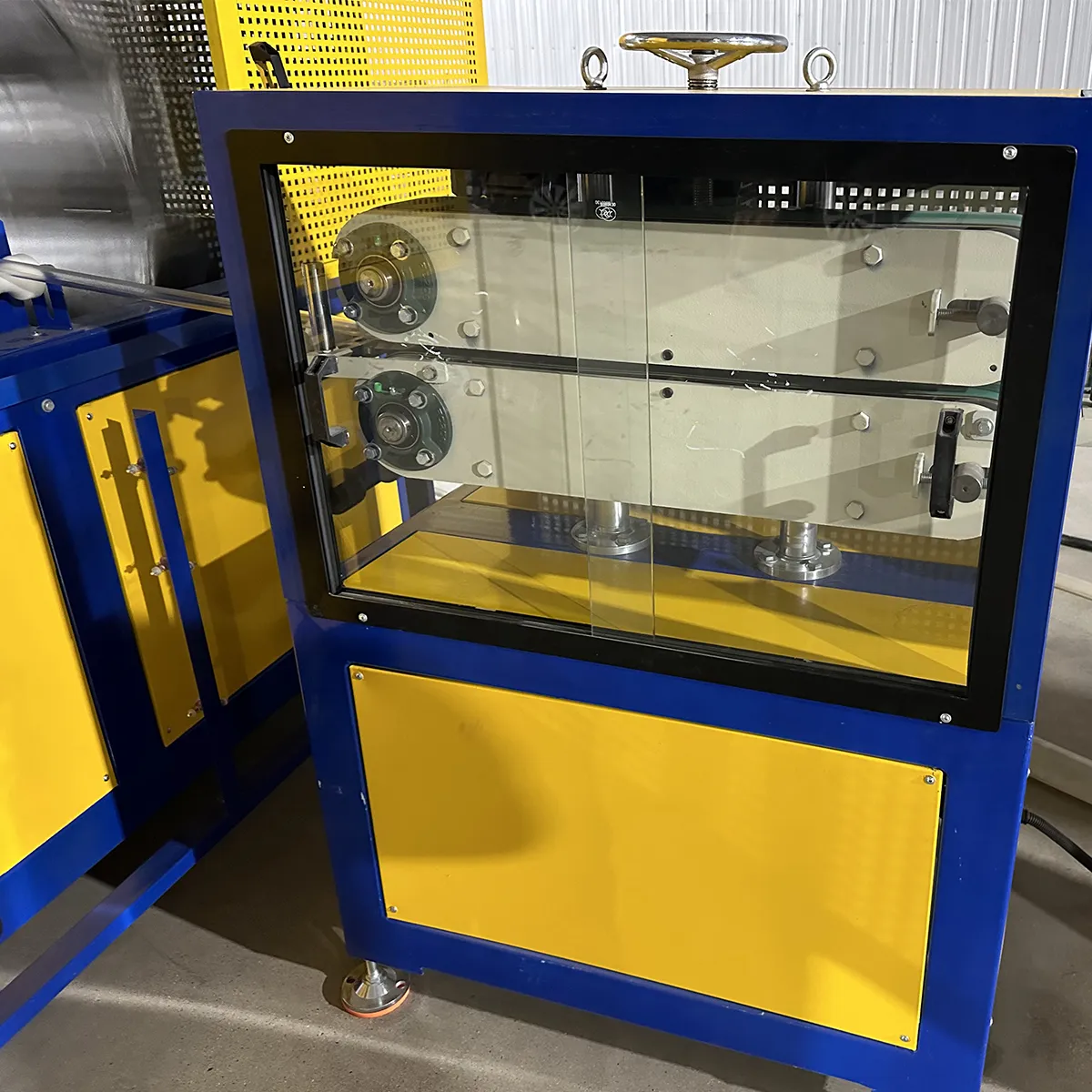 Экструзионная Линия по производству ПВХ шлангов армированных волокном