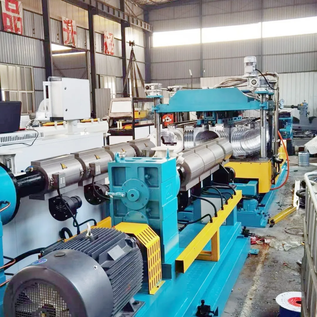 Экструзионные линии для производства двухстенных гофрированных труб из ПВХ, ПЭ, ПНД