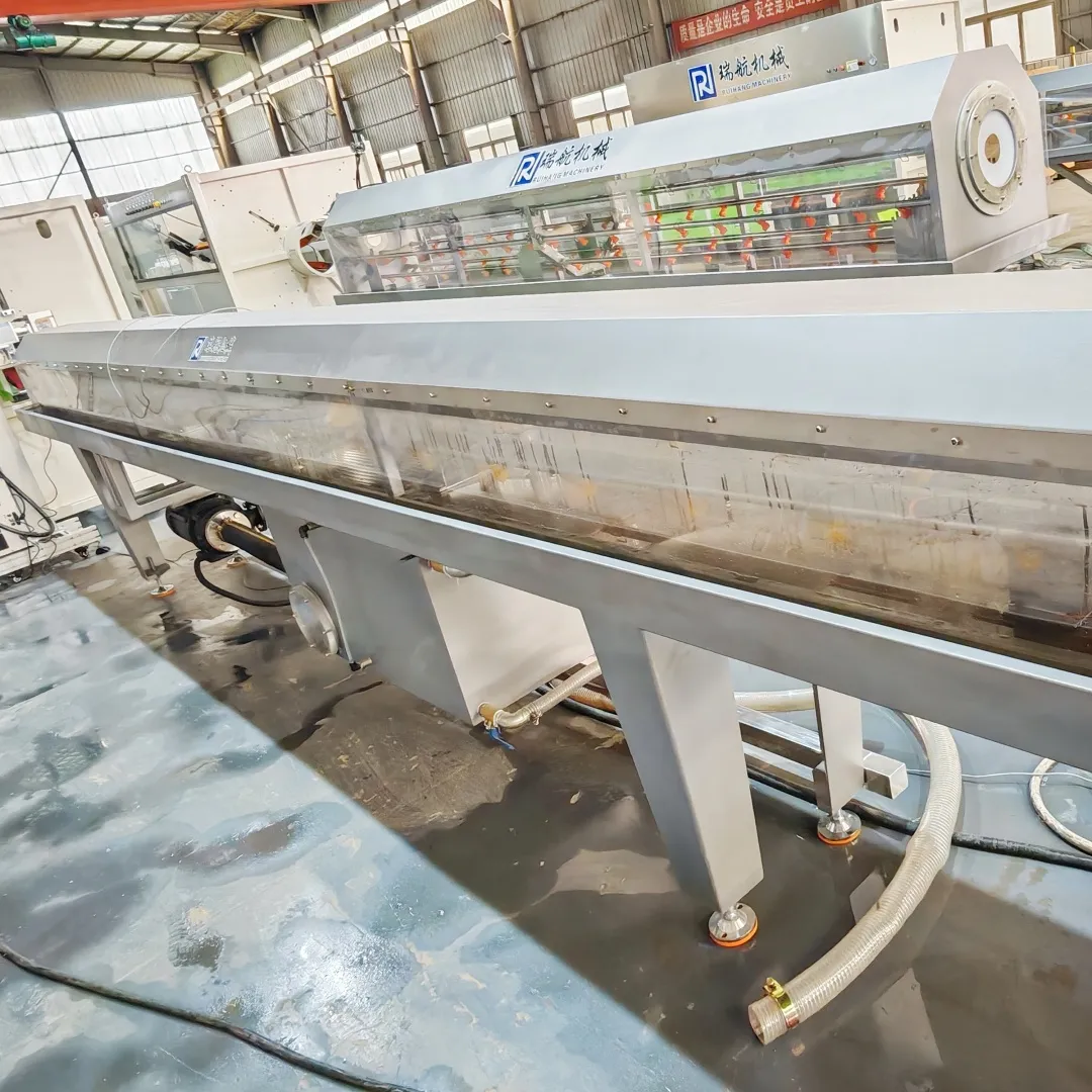 Экструзионная линия для производства однослойных/многослойных труб из PP-R/PP/PE