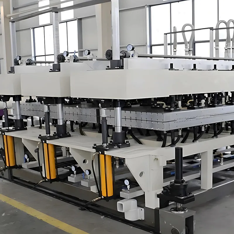 Экструзионная Линия для производства строительной опалубки из полых плит ПП