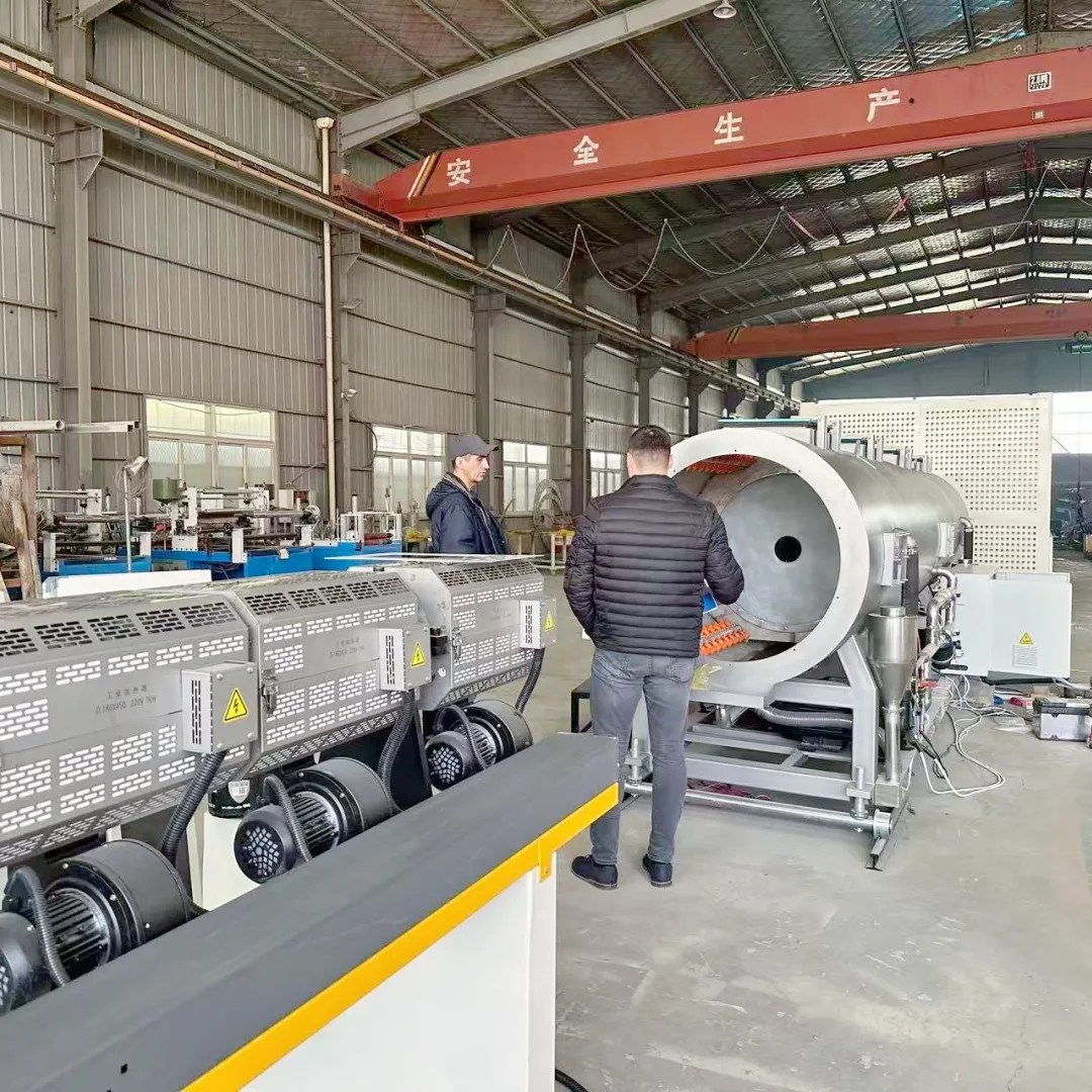 Экструзионная линия для производства оболочки для теплоизоляционных труб ППУ из ПНД