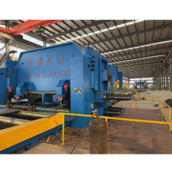 Двухсторонние машины предварительной гибки кромок для стальных листов серии YW2