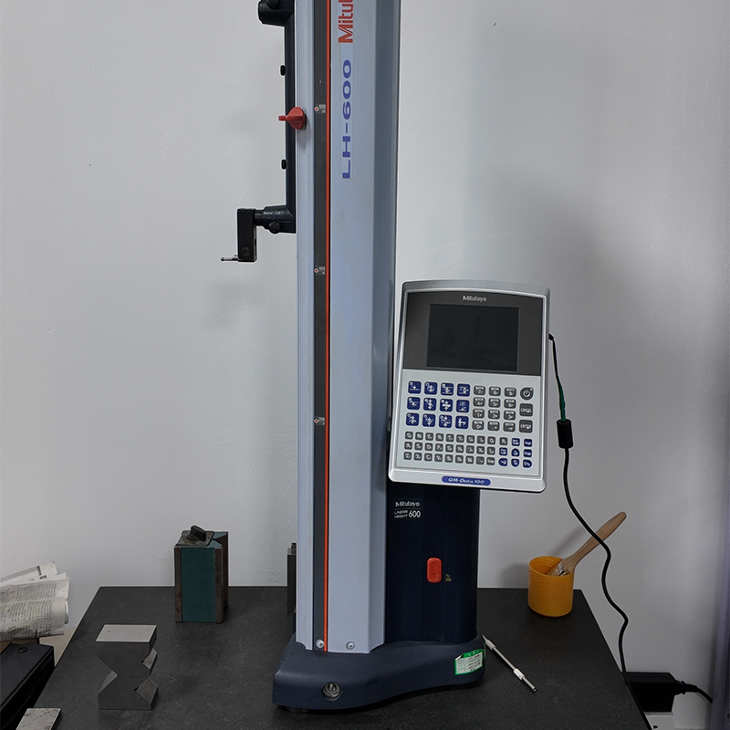 Высокоточный цифровой высотомер Mitutoyo LH-600