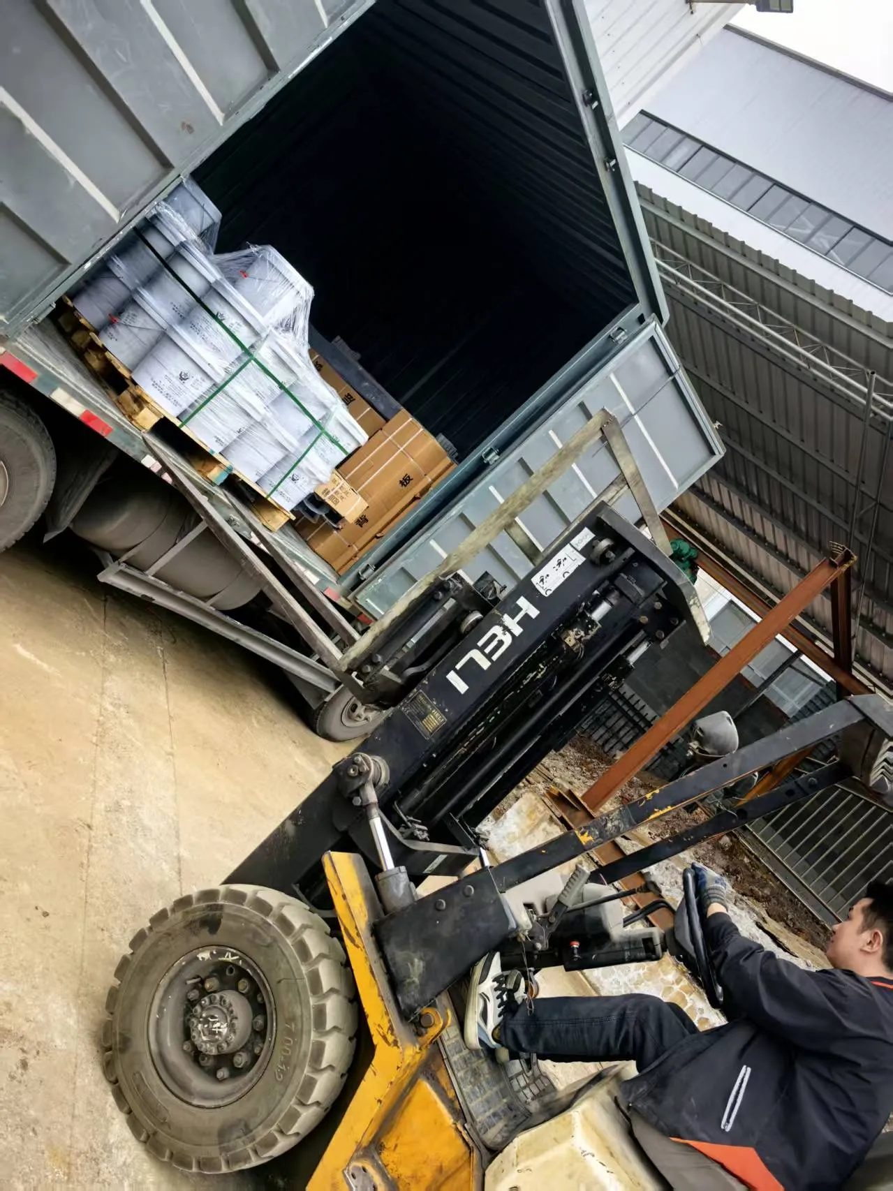 Порошки металлические: ООО «Юньцзэ Новые Материалы (Чунцин)» модернизирует производственные линии и расширяет сотрудничество с Россией