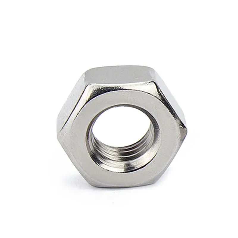 Шестигранная гайка