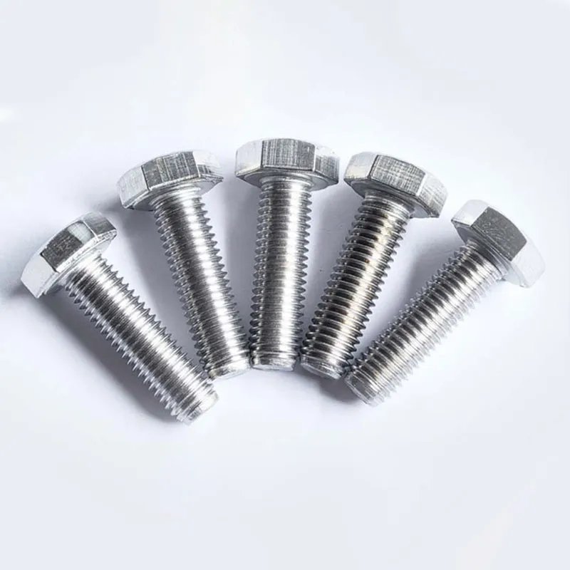 Шестигранный болт