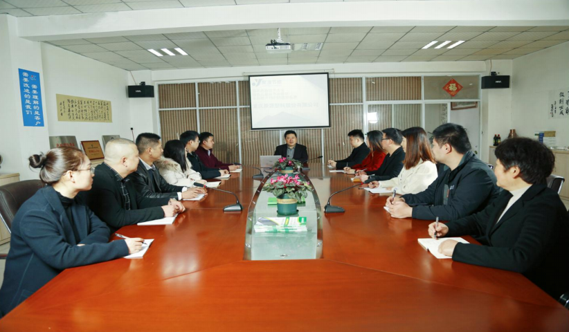 Мастерство создает качество, профессионализм завоевывает доверие — АО Чунцин Цзюйюань Пластмасса расширяет возможности высококачественного развития индустрии строительных материалов с помощью своей основной команды