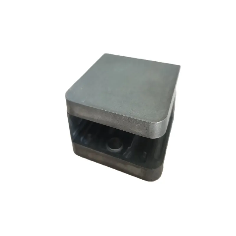 Стеклянный зажим методом литья под давлением