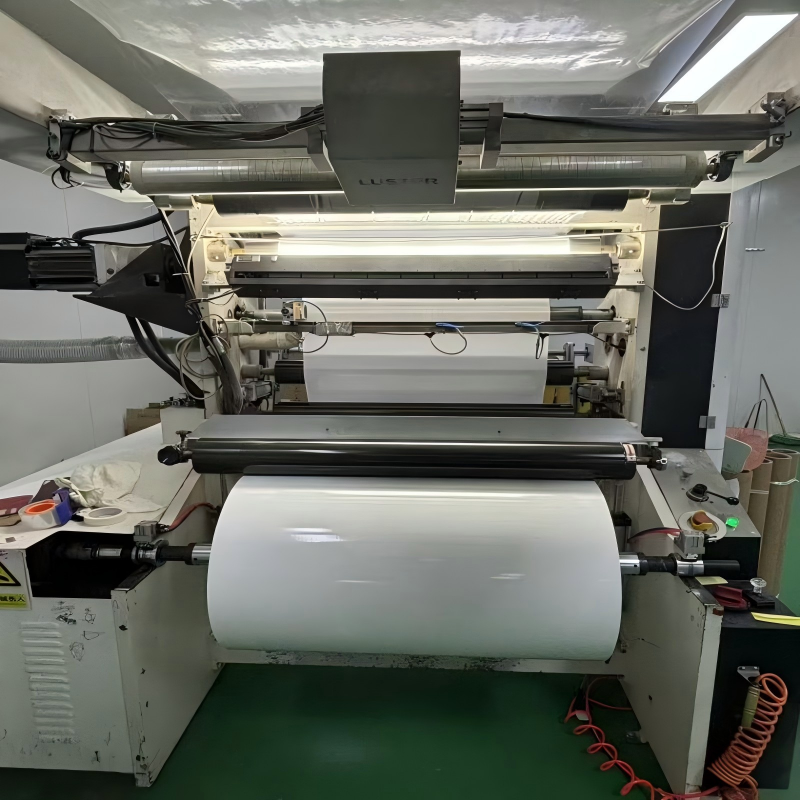 Цзянсу Чжуанлун подала заявку на патент на метод производства бумаги с прямым нанесением высокого блеска, сокращая производственные операции