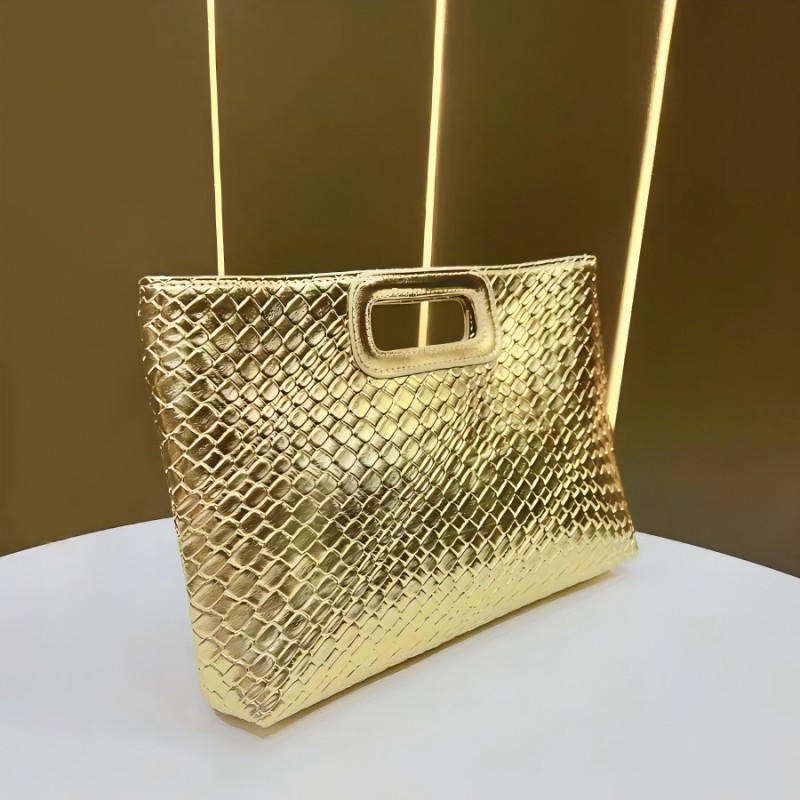 Сфера одежды и аксессуаров