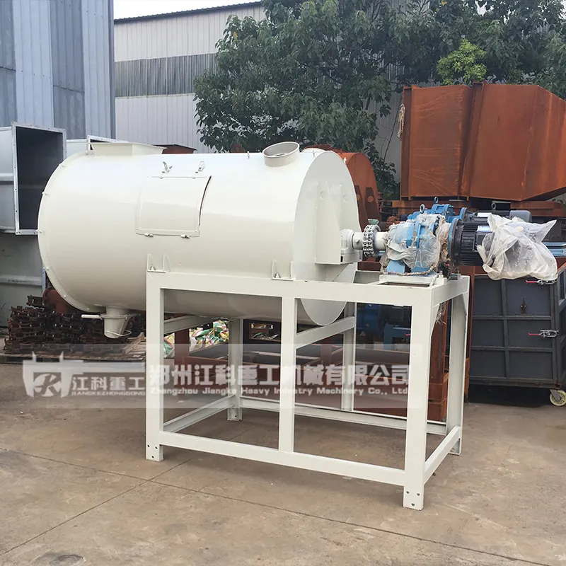 Смеситель-смешиватель для шпаклёвочных смесей