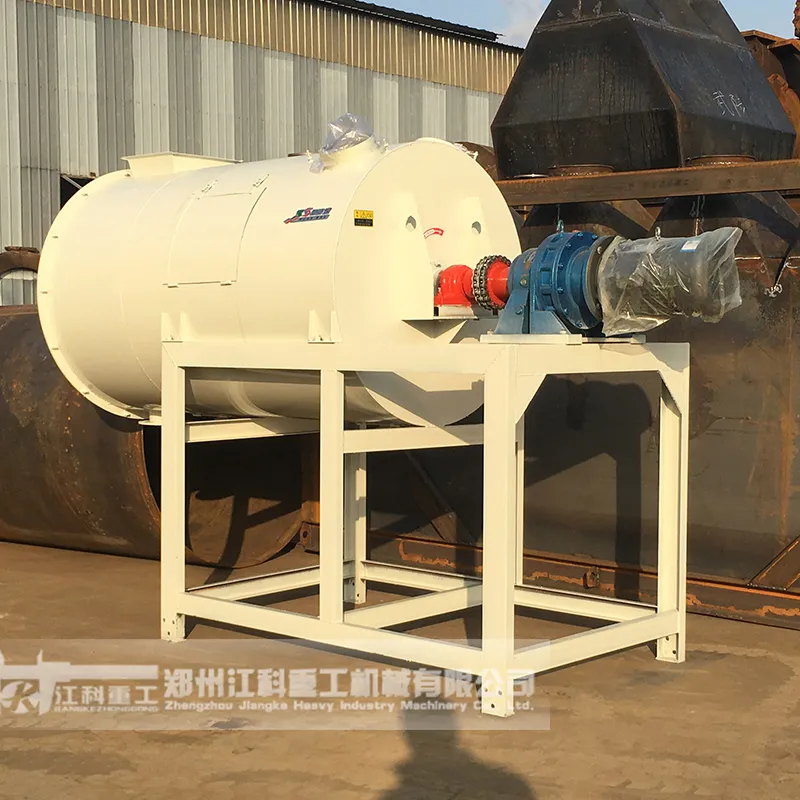 Смеситель-смешиватель для шпаклёвочных смесей