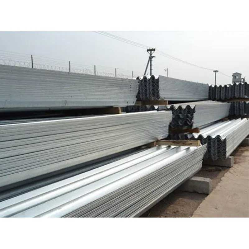 Дорожная волнообразная барьерная плита